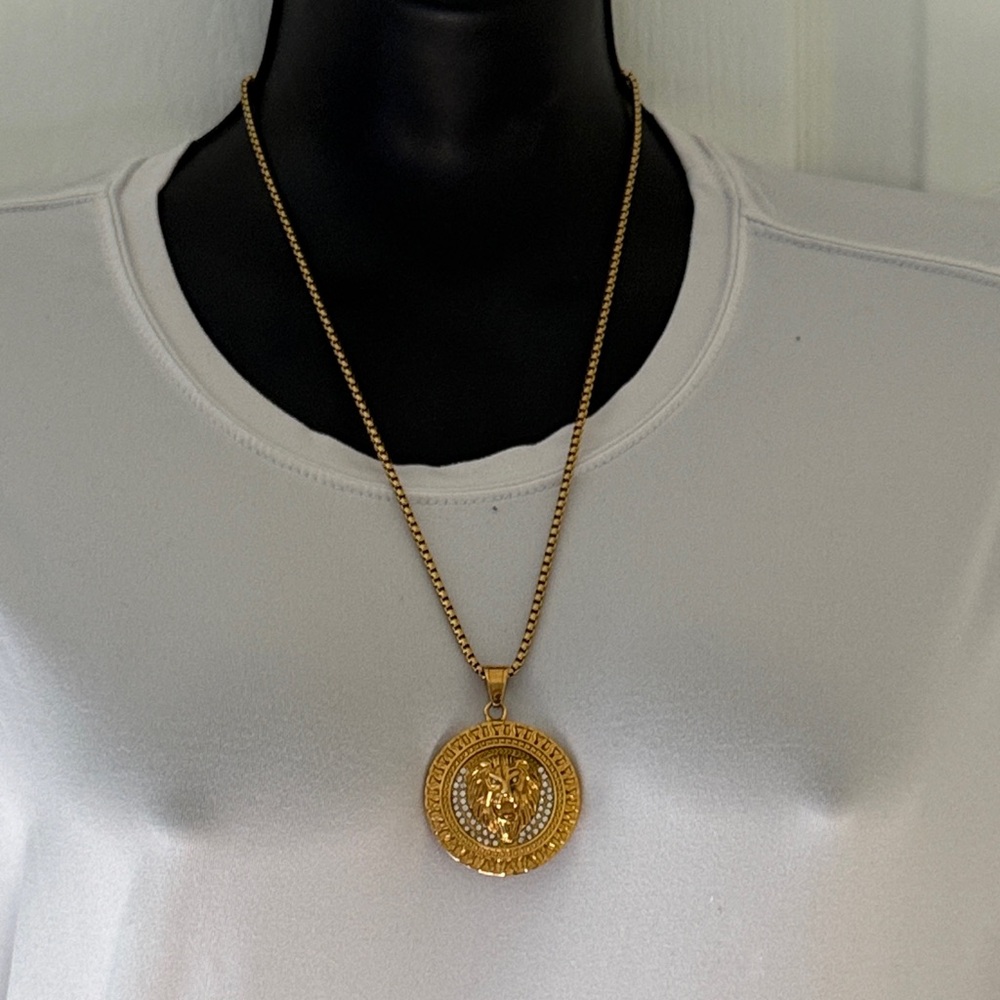 Gold Medallion Necklace